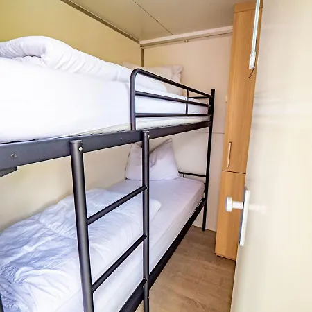 Yachtsuite - Schwimmende Ferienwohnung Am Reecksee, Festliegend Am Steg Appartamento Waren (Mueritz)